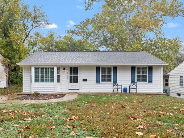 714 Brookridge Dr, Saint Louis, MO 63119
