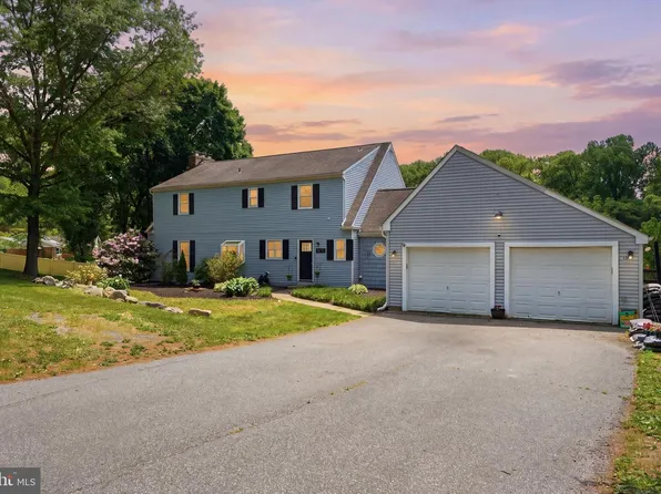 18 E Brook Knoll Rd, Elkton, MD 21921