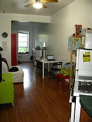 Rented by Maximus Realty Group