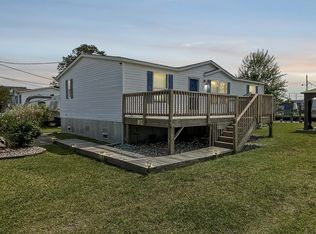 114 Dolphin Ct, Grandy, NC 27939