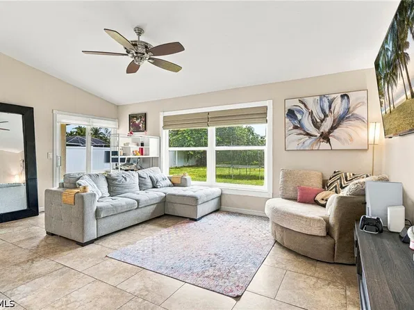 222 SW 44th St, Cape Coral, FL 33914