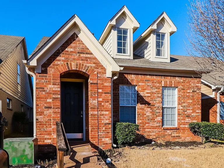 9146 Cinderhill Cv E — Photo 4