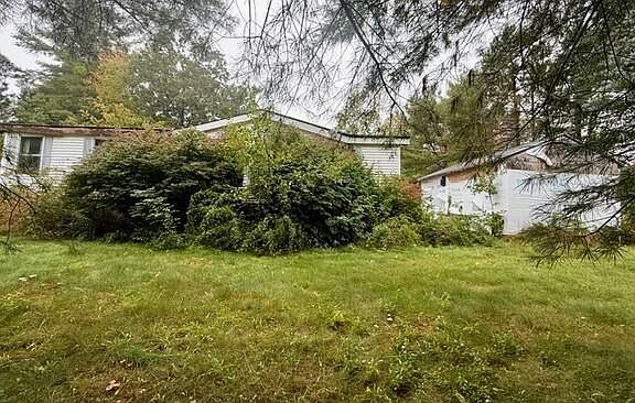 3rd image of 75 Mill Street