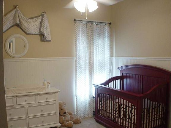 3rd image of 523 Eagle Springs Dr