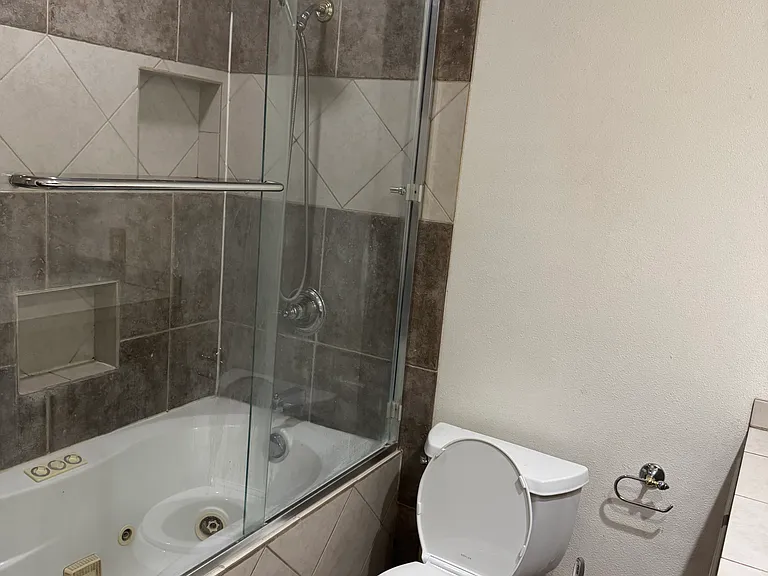 27 E Balboa Dr — Photo 13
