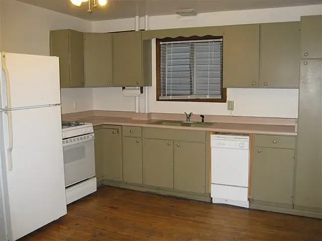 114 S Bassett St — Photo 8