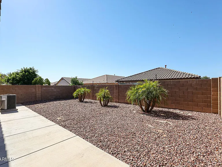 17765 W Bridger St — Photo 35