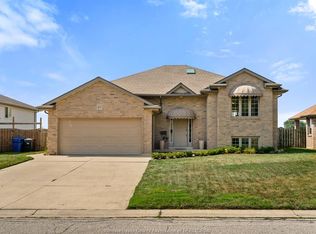 837 Cottage Grove Ave, Kingsville, ON N9Y3G3