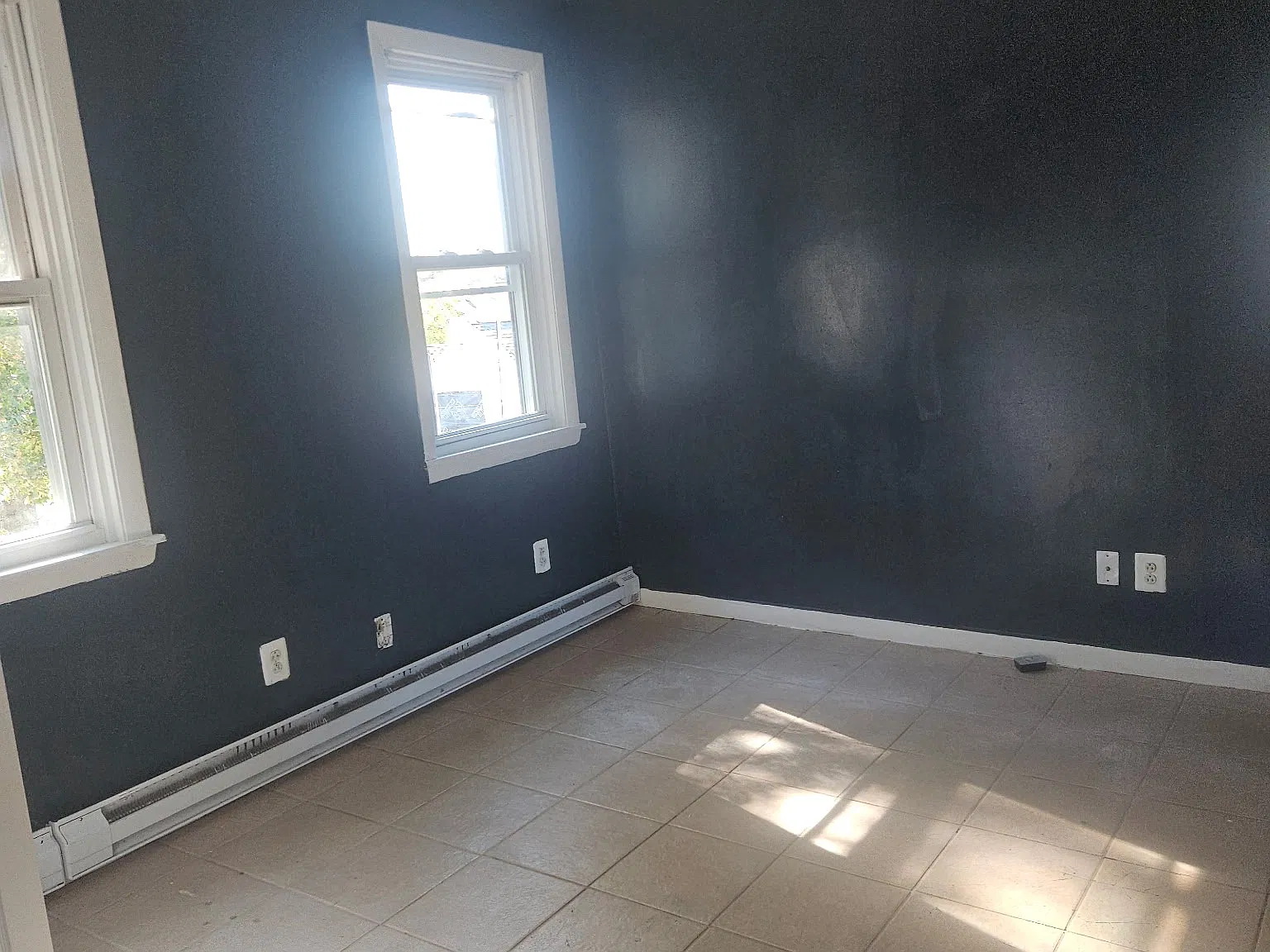2 bed, 1800 sqft, $1,700 — Photo 2