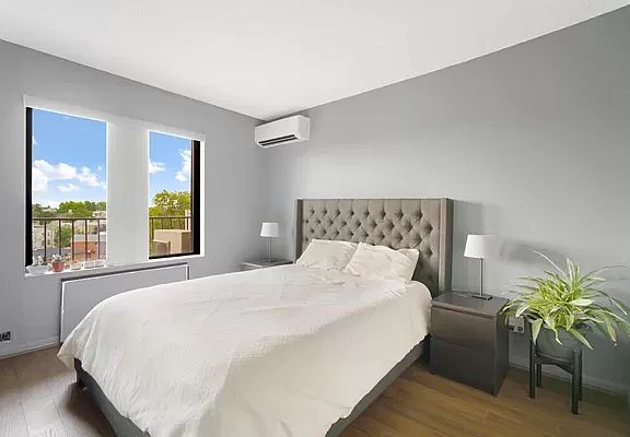 5th image of 25-40 Shore Blvd #7E