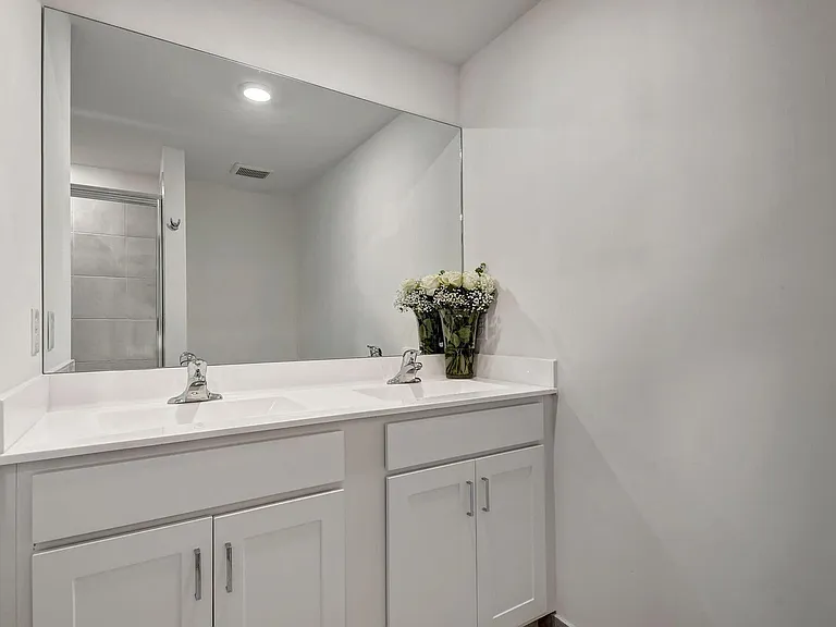 6851 Broadwater Ln — Photo 10
