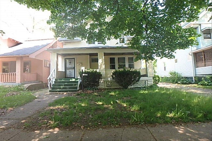 1st image of 483 E 124th St