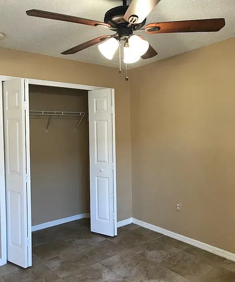 4128 Stonefield Dr — Photo 18