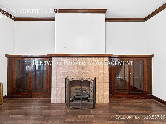 5th image of 128 Fallowfield Ave