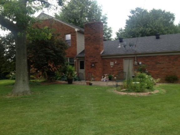 5th image of 3917 S Griffith Ave