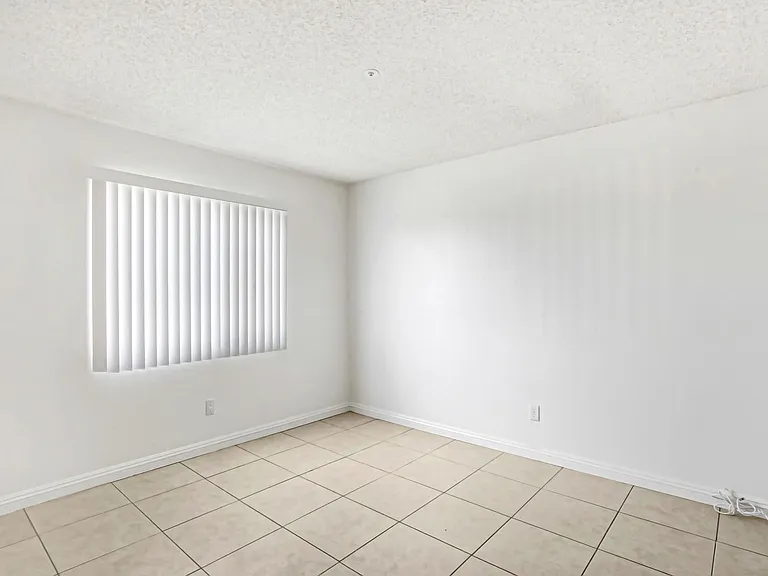 8244 Beech Avenue — Photo 18