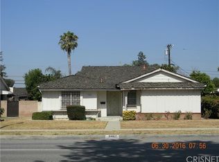 9407 Hayvenhurst Ave, North Hills, CA 91343