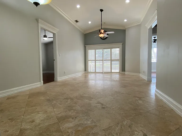 88 Buxton Ln — Photo 12