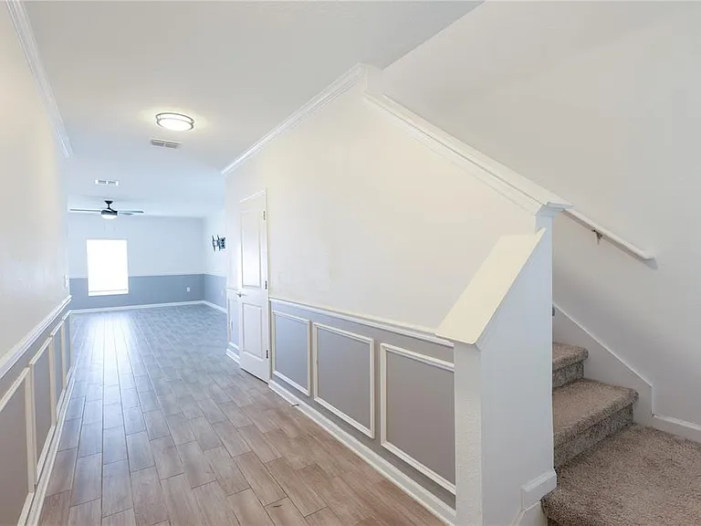 1821 Heart Lake Dr — Photo 4
