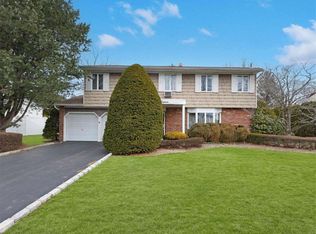 515 Half Hollow Rd, Deer Park, NY 11729