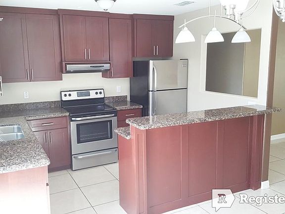 4th image of 3601 S Fairmont Ave