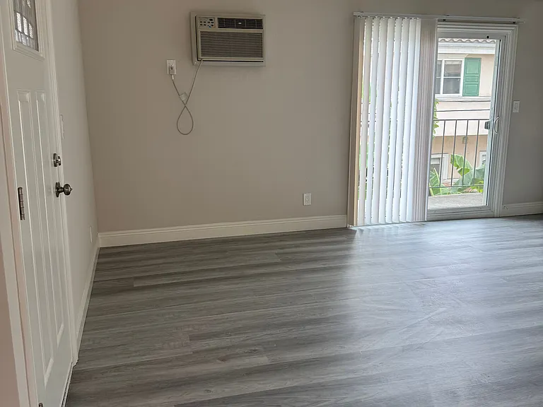 831 S Greenwood Ave #16 — Photo 21