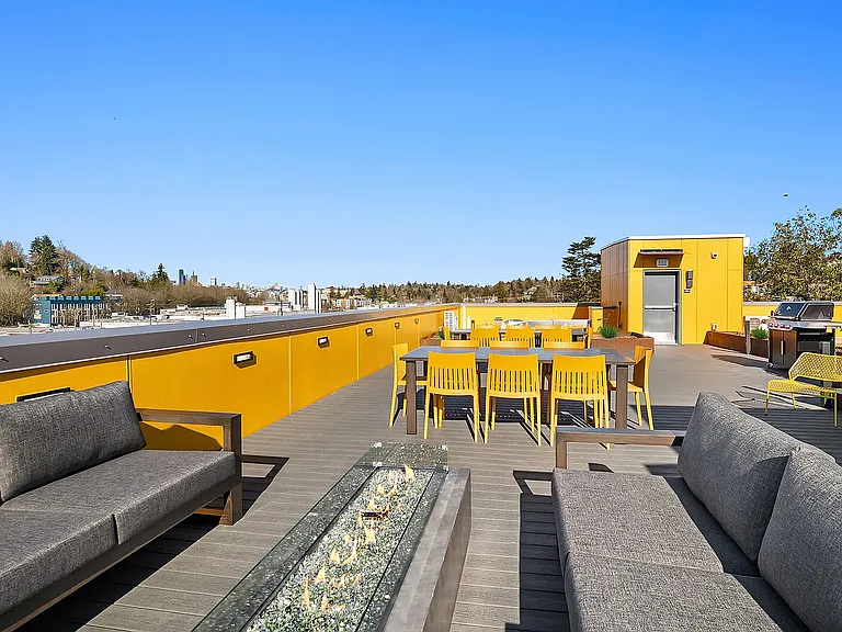 Rooftop - Firepits & Seating