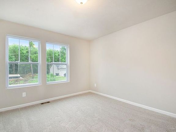 4th image of 16541 Charles Town Dr