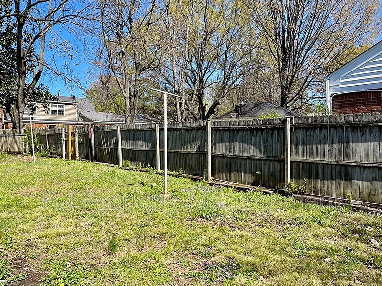 5368 Scottsdale Ave — Photo 32