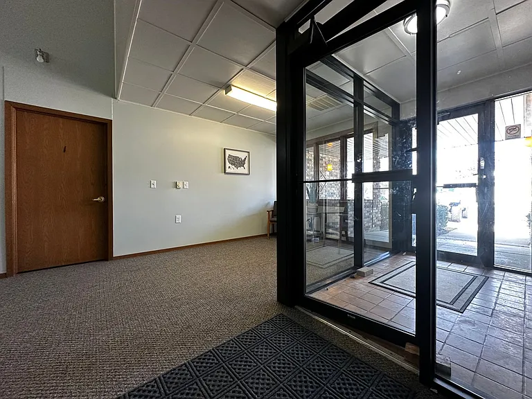 135 S 3rd St — Photo 20