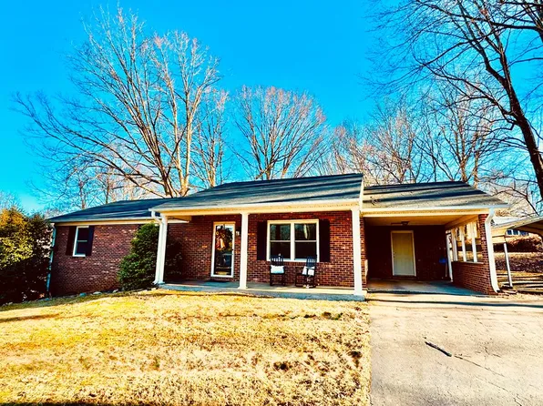 1870 Rainbow Cir, Danville, VA 24540