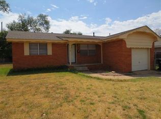 110 NE 8th St, Moore, OK 73160