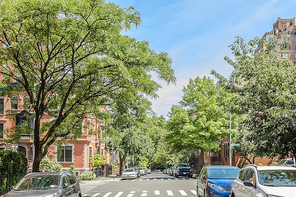 Rented by Corcoran | media 17