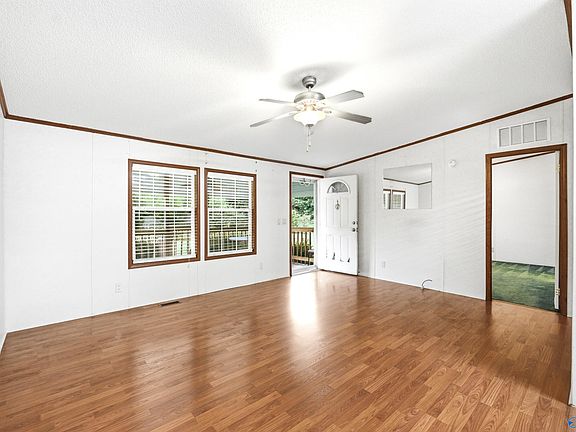 3rd image of 2022 Elkwood Section Rd