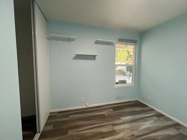 14902 Burnham Cir — Photo 10
