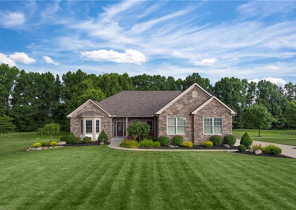 1st image of 33850 Parkside Dr