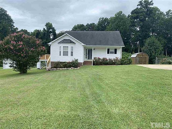 2nd image of 120 Hunter Ct