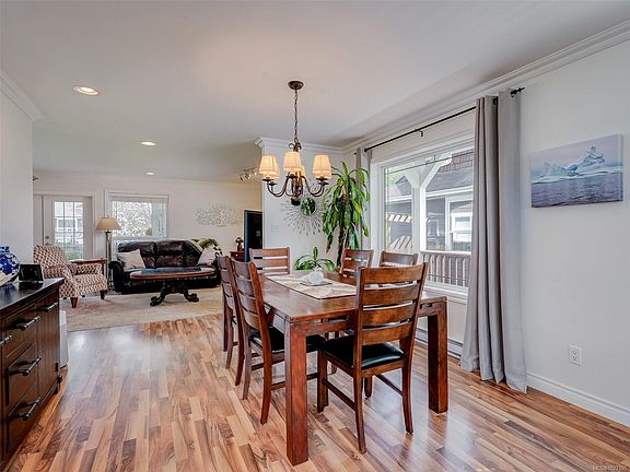 5th image of 1672 Narissa Rd