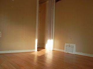 1742 Wood St, Saginaw, MI 48602