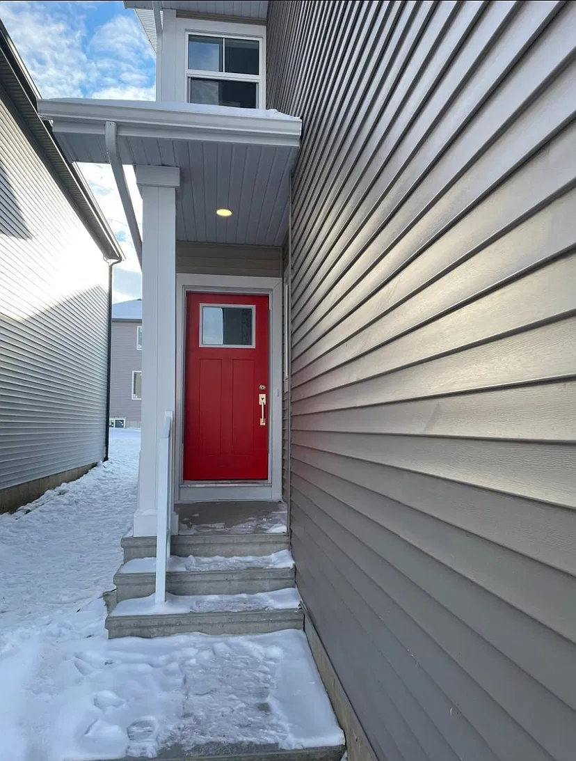3 bed, 2.5 bath, 2000 sqft, $2,499 — Photo 2