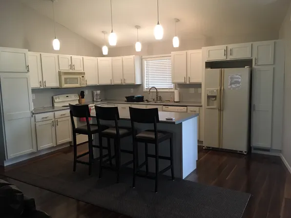 1945 Bittersweet Rd, Lake Ozark, MO 65049
