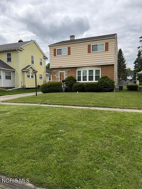 2nd image of 3833 Sherbrooke Rd