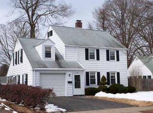 34 Audubon St, Springfield, MA 01108