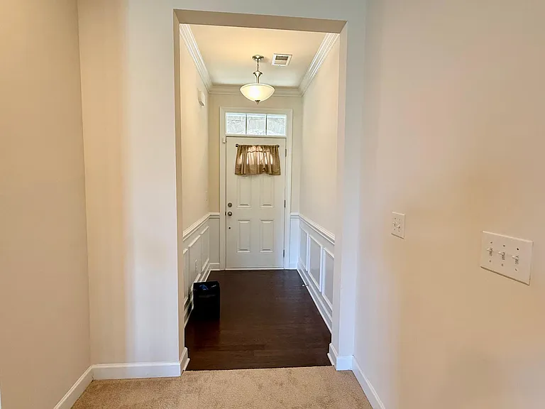 5633 Garrow Glen Rd — Photo 2