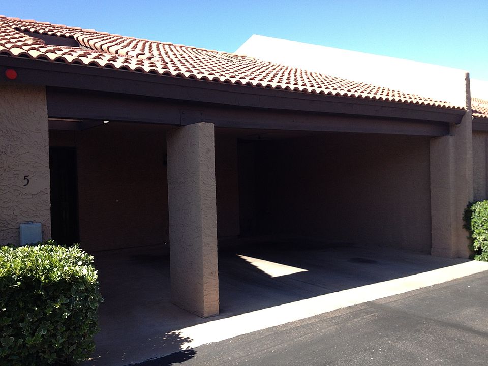 Townhome Front