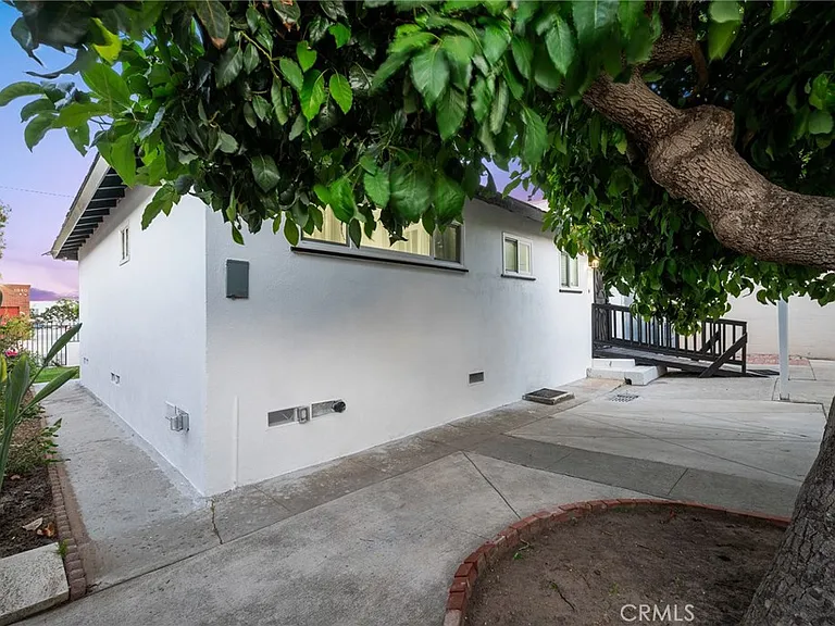 2023 Border Ave — Photo 39