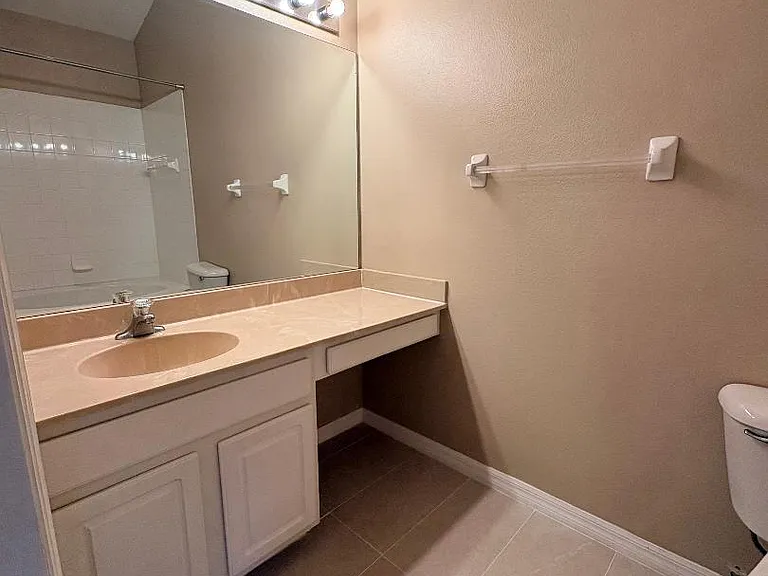 11676 Declaration Dr — Photo 11