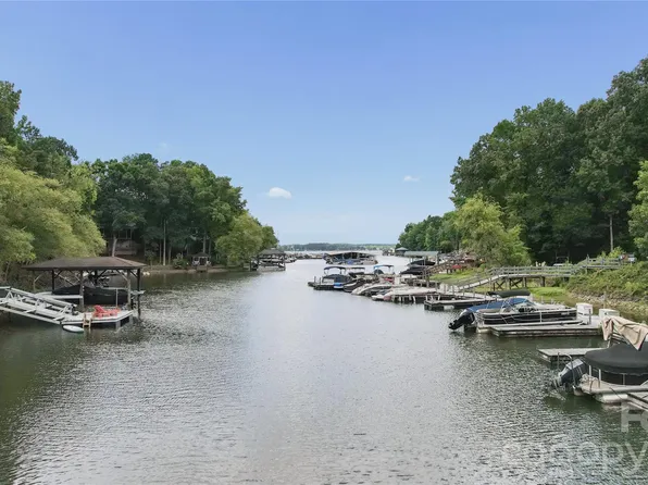 26049 Neptunes Lndg, Fort Mill, SC 29708