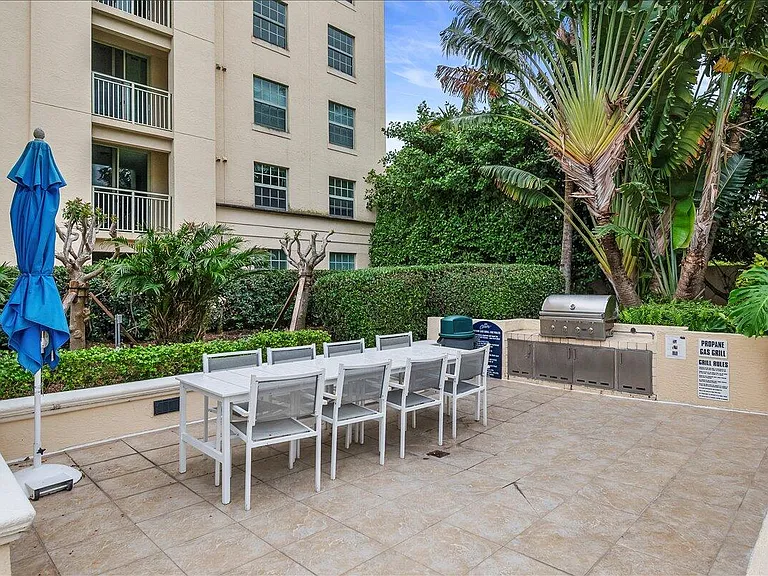 610 Clematis St #704 — Photo 31