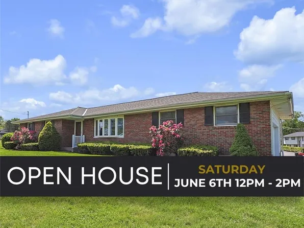 1004 Maple St, Pottsville, PA 17901